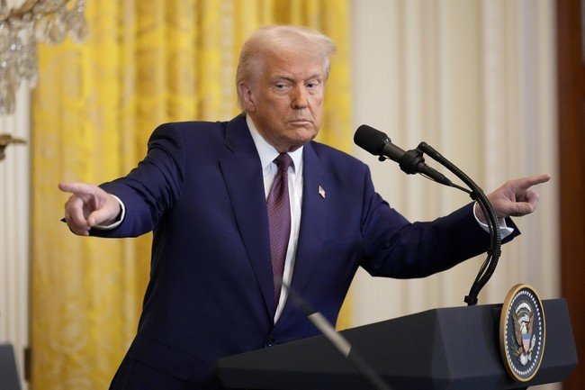 Trump Border Policy Faces Pressure Over ICE Report 2756