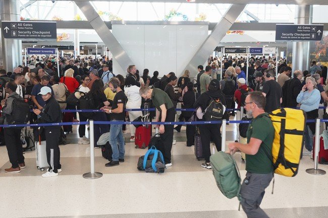 Trump Drops New Ultimatum: Fund DHS or ICE Moves Into Airports