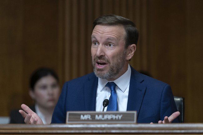 Top Dem Admits They'll Nuke the Filibuster