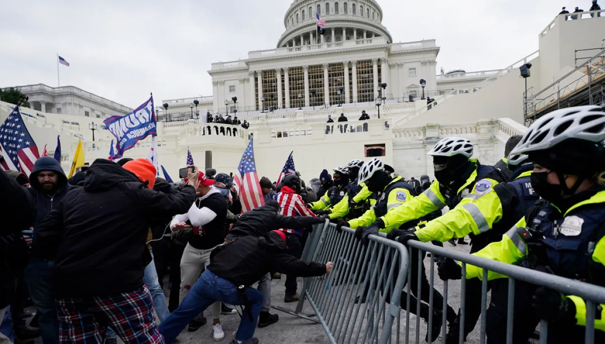 Suspected DC pipe bomber ineligible for Jan. 6 pardon: Judge