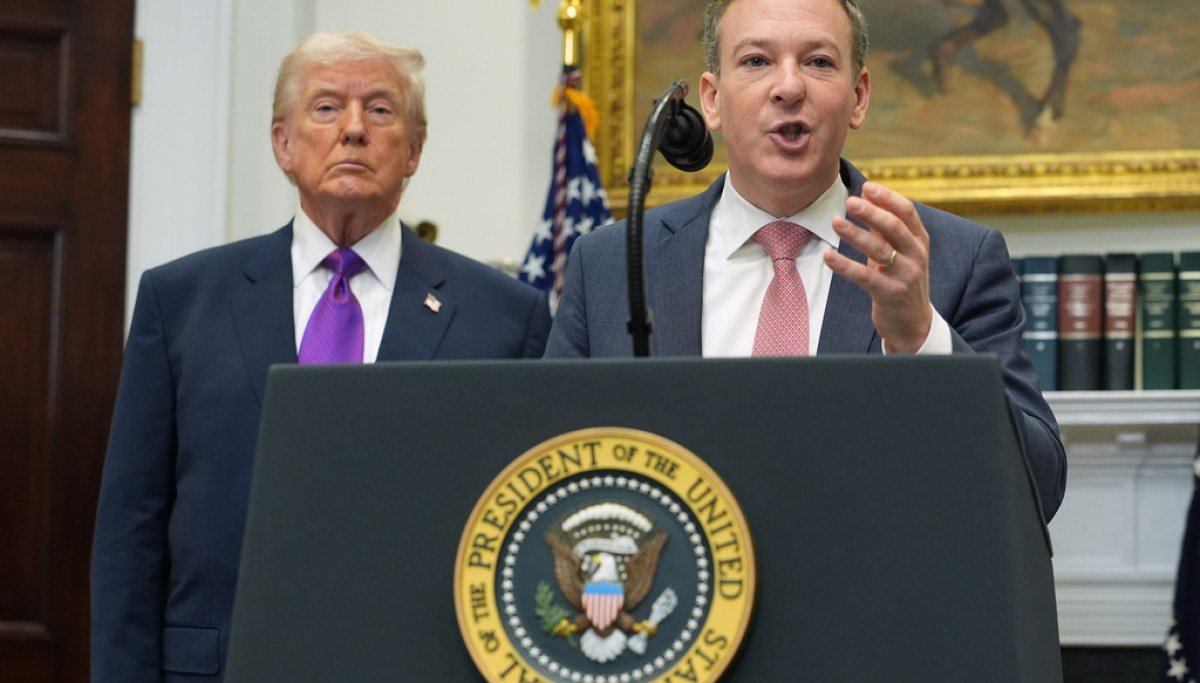 Trump rolls back Biden refrigerator rules