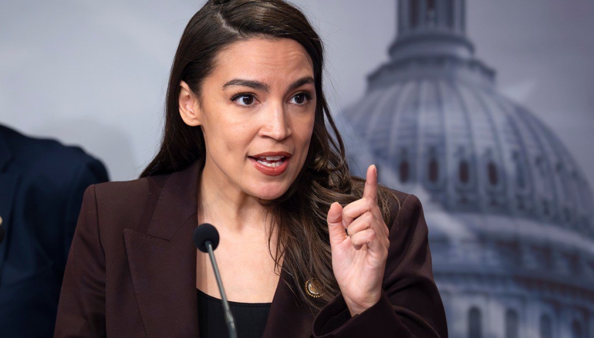 AOC urges media to censor Trump election security speech