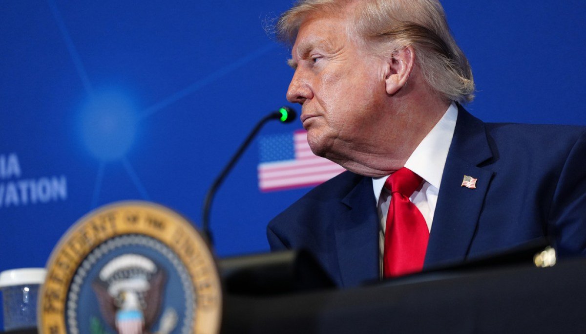 Trump Presses SAVE Act as Election Security Test 654