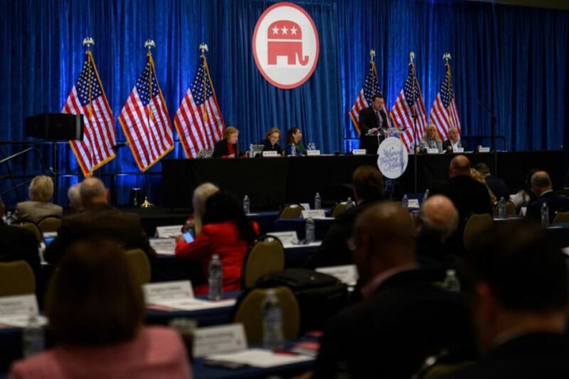 The Republicans can avoid a blue wave