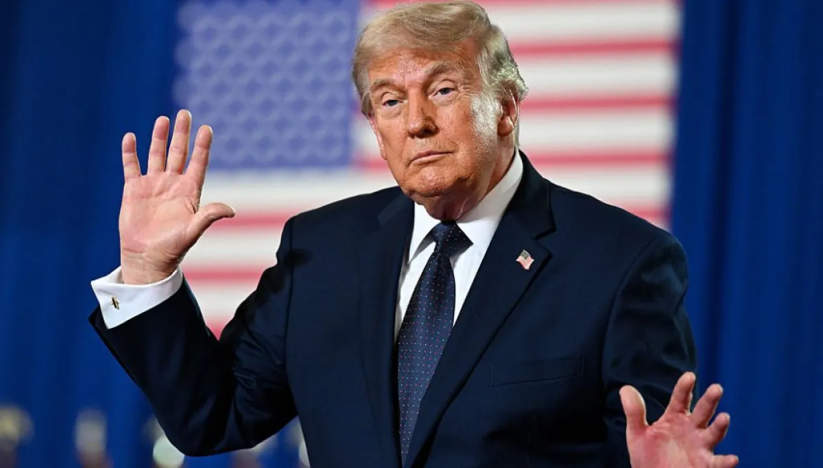 Trump says Dallas will host Republican midterm convention
