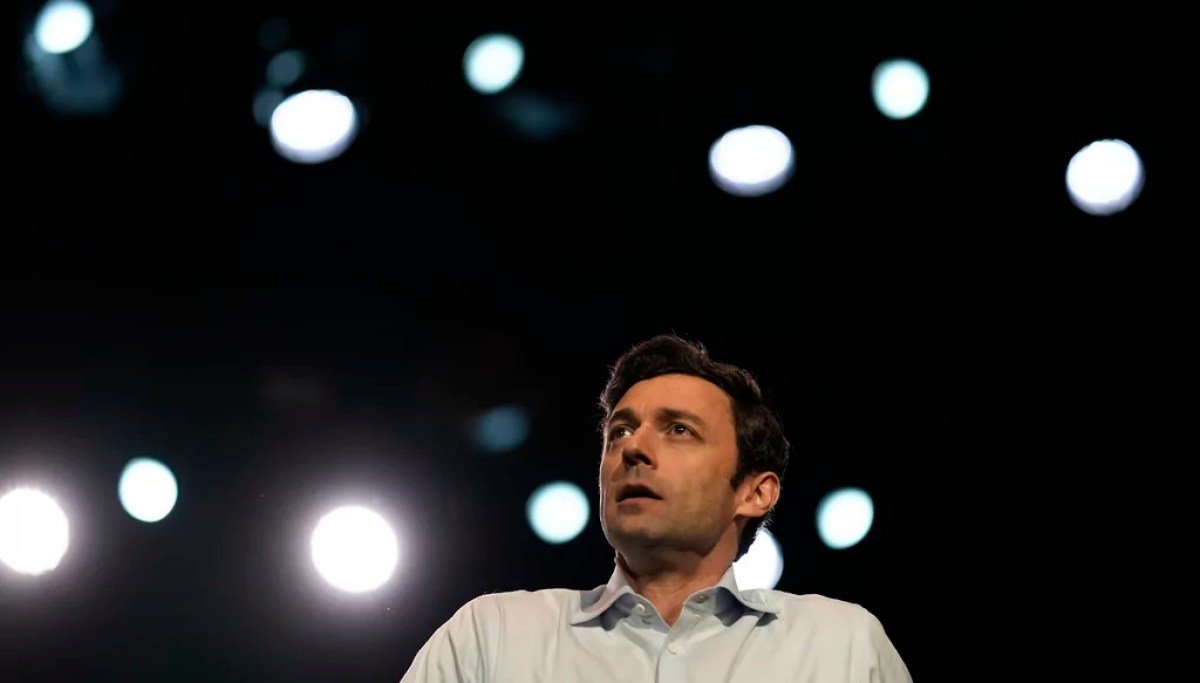 Jon Ossoff fundraises on report Trump will 'reheat' 2020
