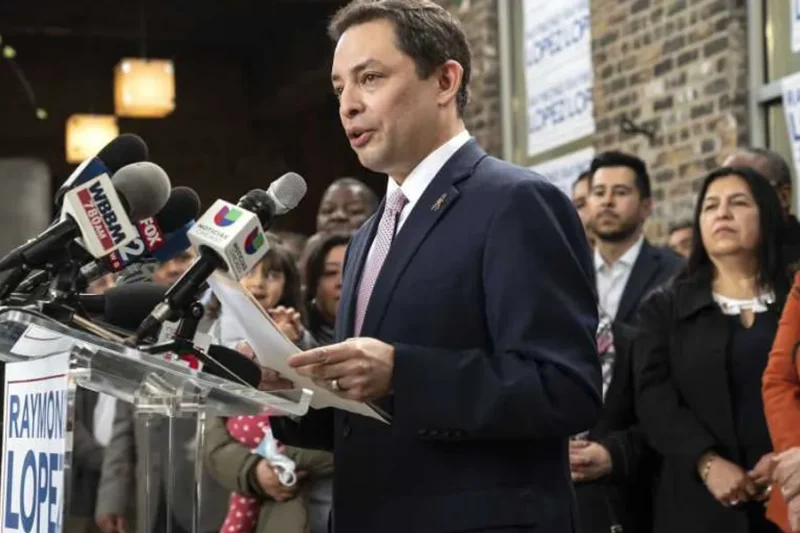 Immigration Fight Puts Chicago in the Spotlight