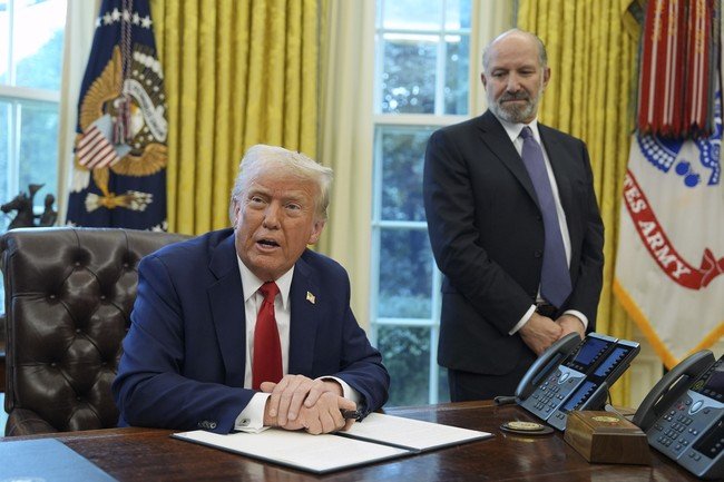 Commerce Secretary Goes Full MAGA