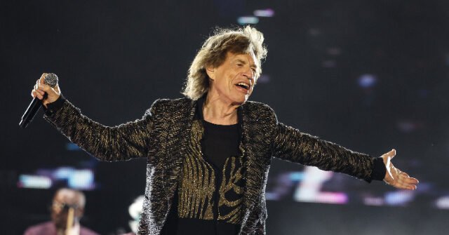 Mick Jagger Says Singers Should Avoid Politics at Shows