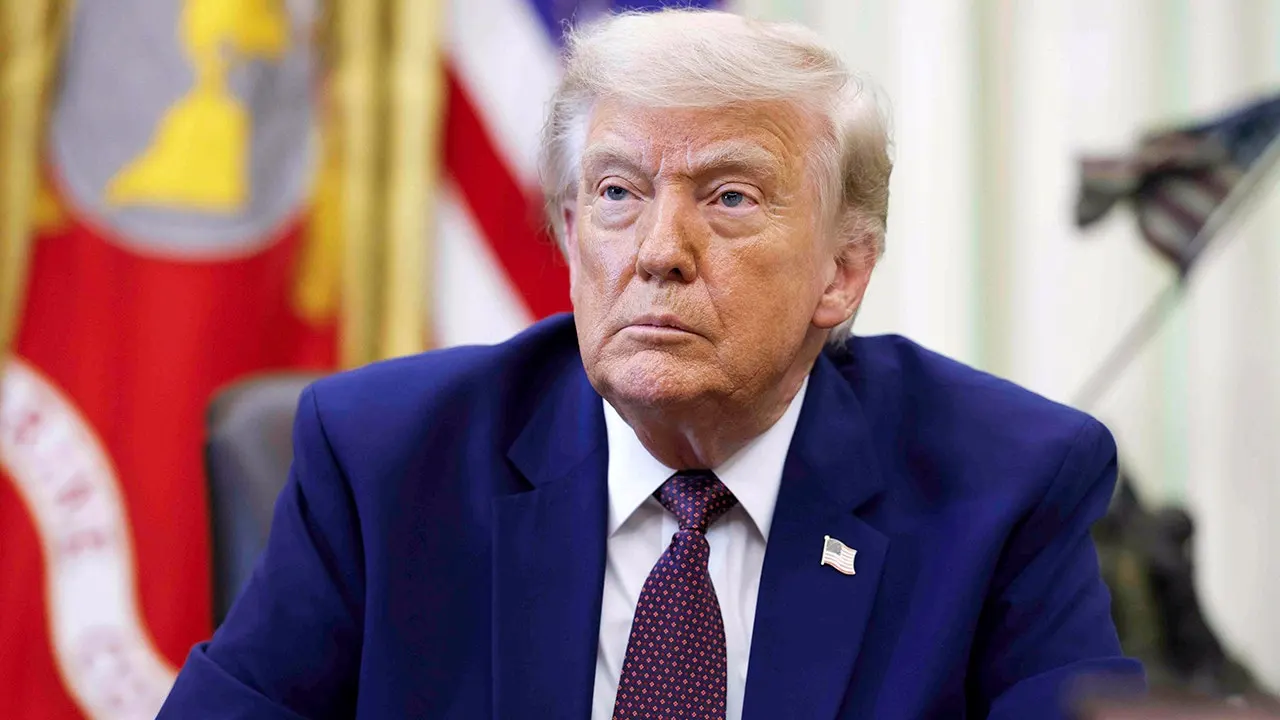 Republicans break with Trump to rebuke Iran war