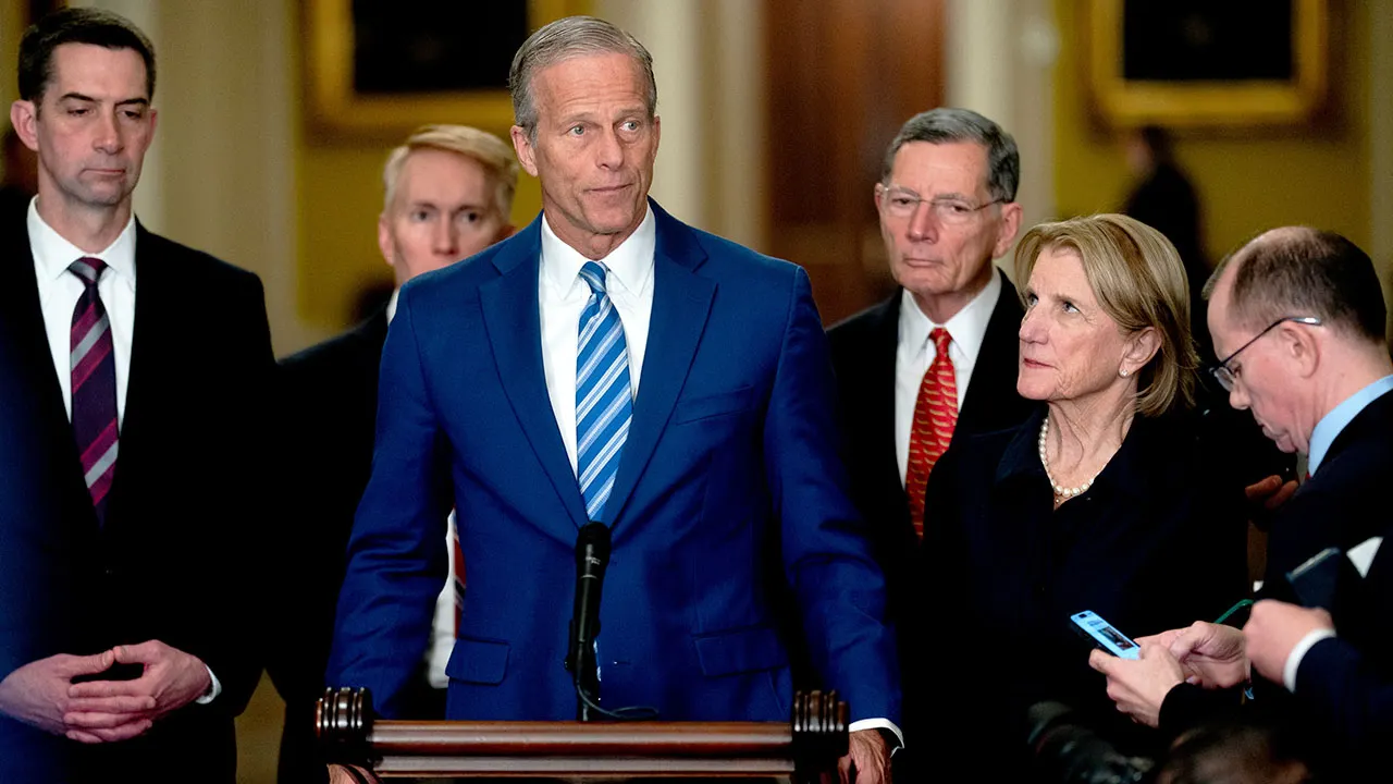 Reporter's Notebook: Senate Republicans brace for tough lunch