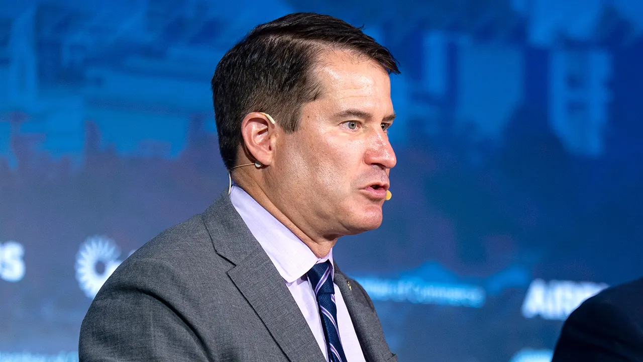 Dem Rep Says Party Has No Immigration Plan